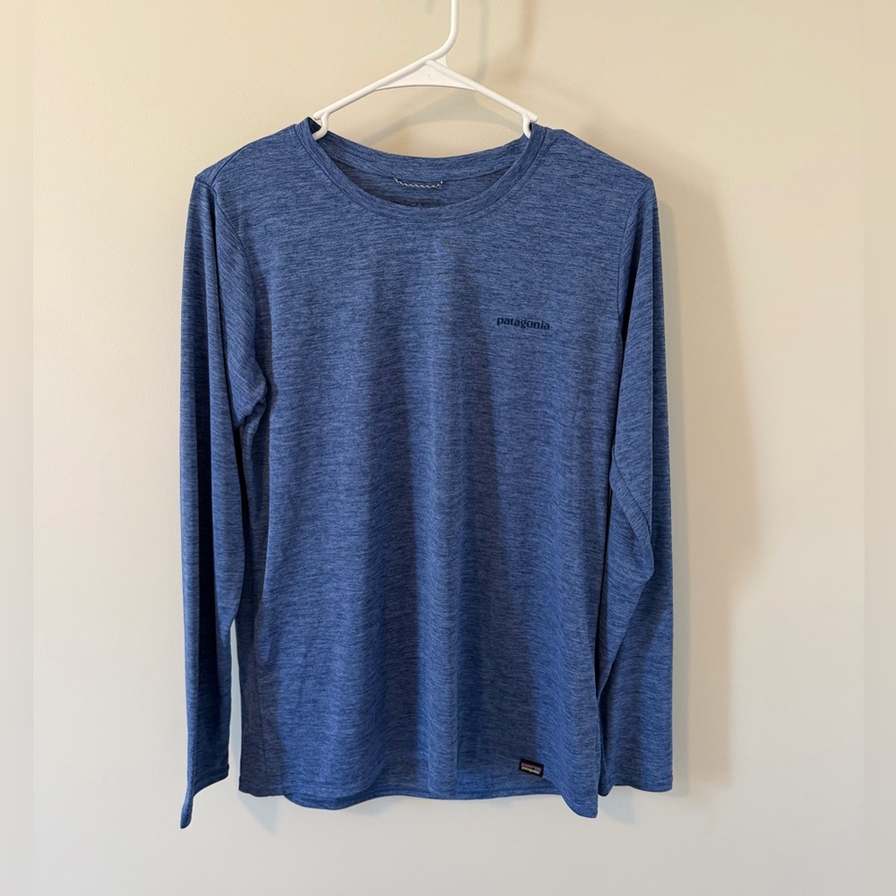 Patagonia Women’s Capilene Cool Daily Long Sleeve Shirt Blue Size Medium Graphic